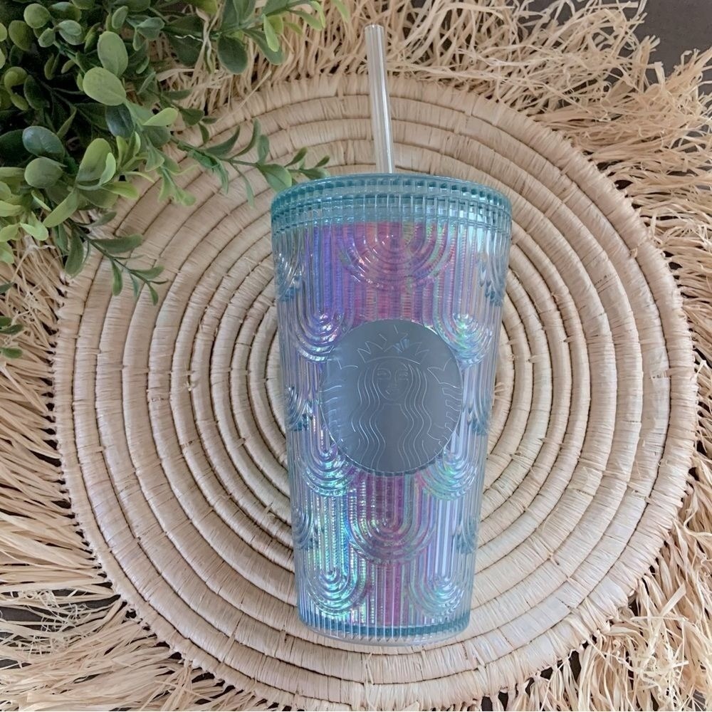 STARBUCKS Iridescent Mermaid Scales Grande 16oz Reusable Tumbler With Straw Blue